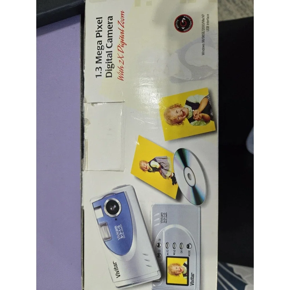Vivitar 3.3.1.5 Digital Camera With Case In‎ Original Box